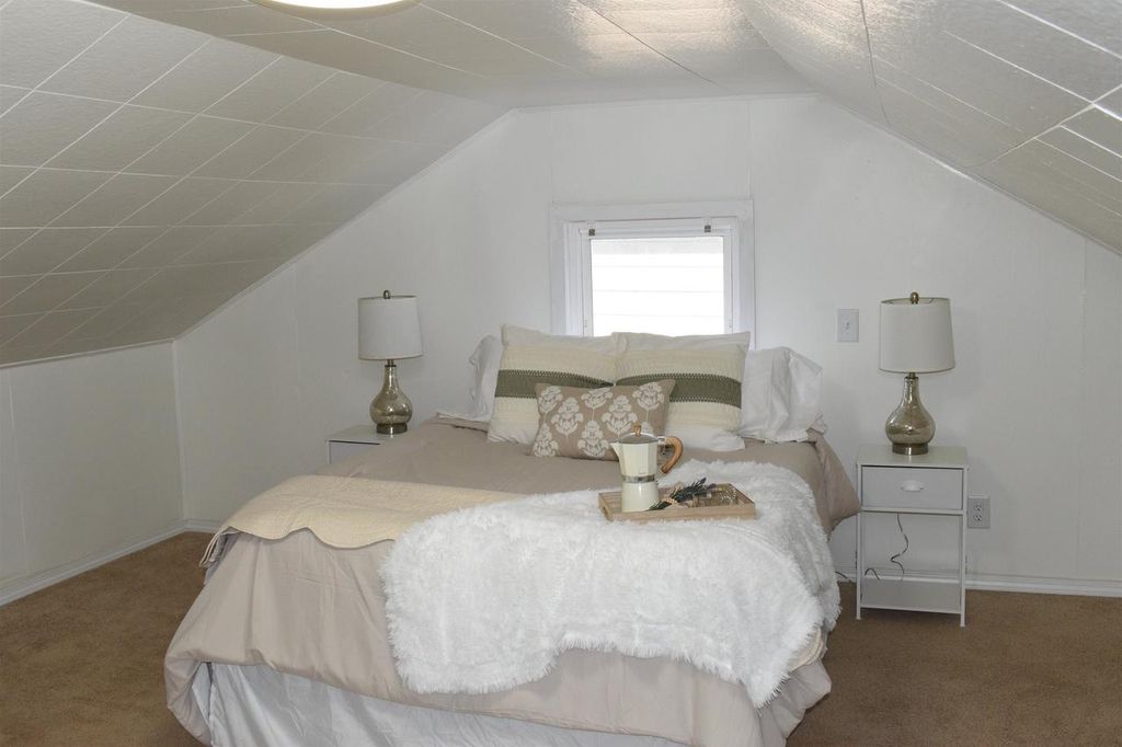 Photo of 438 W 5th AVENUE, Oshkosh, WI 54902 (MLS # 50316587)