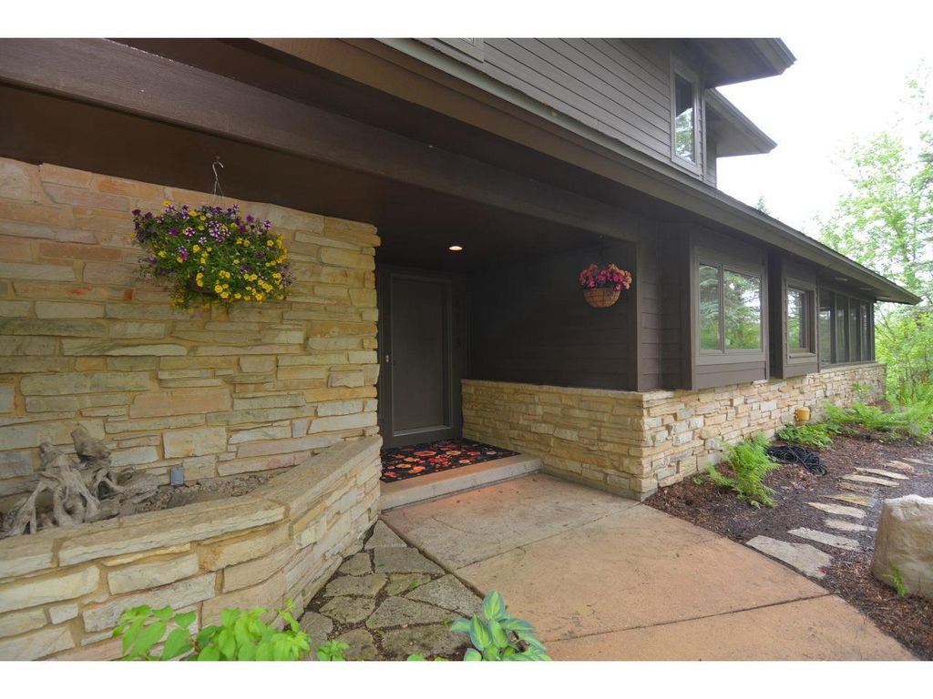 Photo of 4105 Keewatin TRAIL, Verona, WI 53593 (MLS # 2024287)