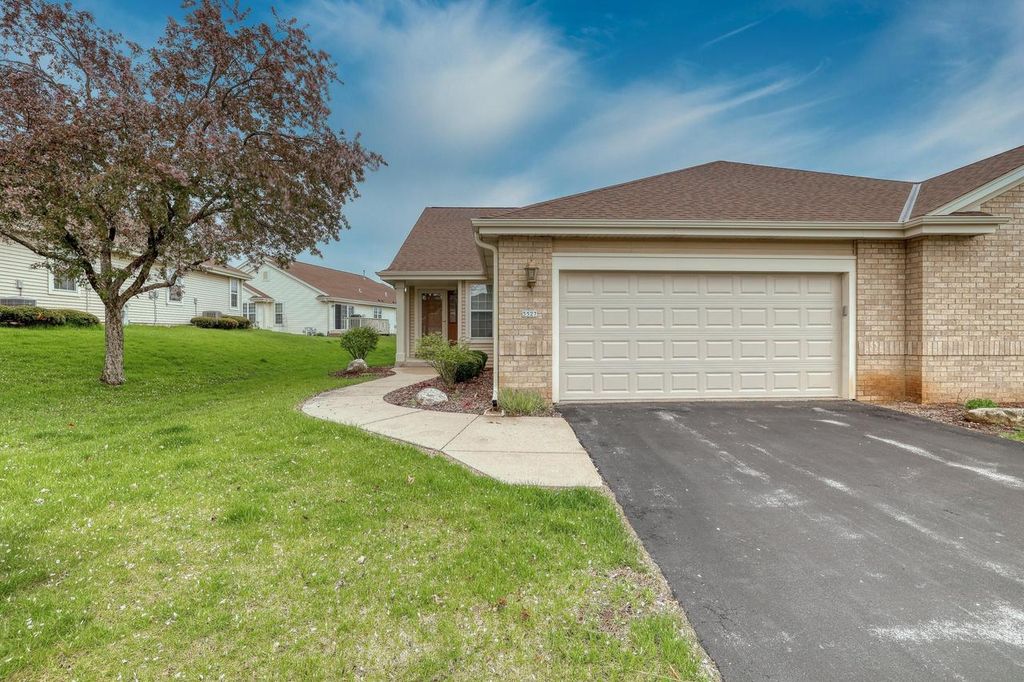 Photo of 3527 Rapids TRAIL, Waukesha, WI 53189 (MLS # 1961281)