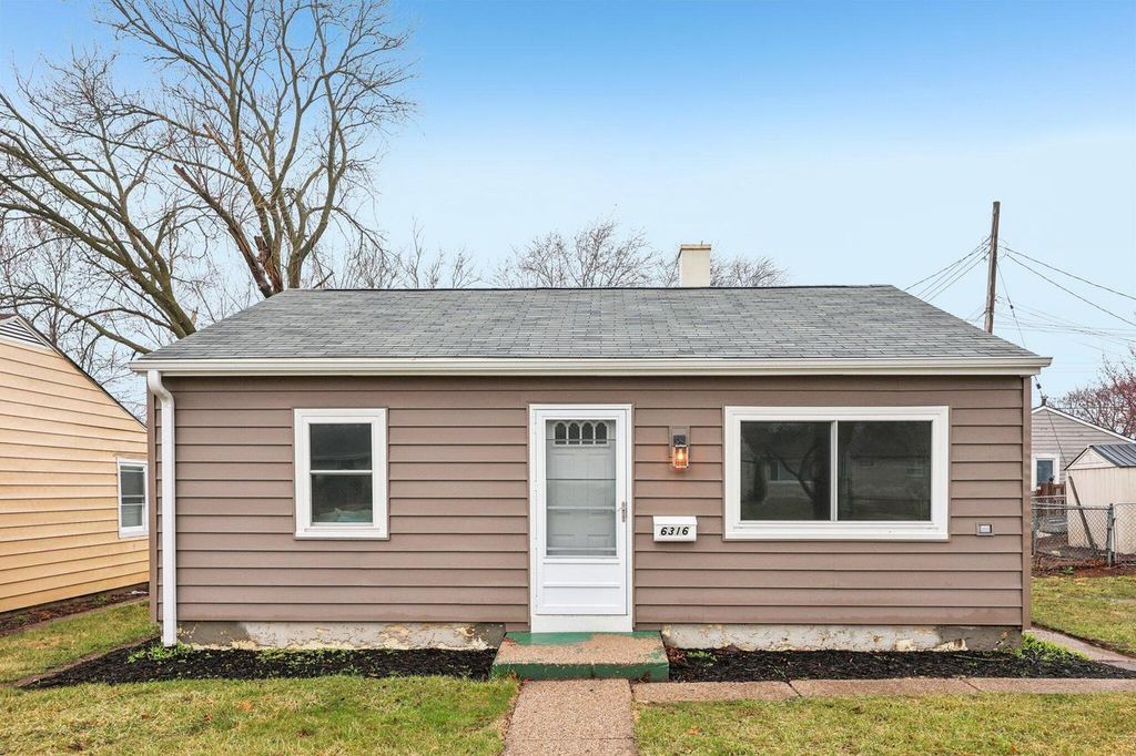 Photo of 6316 W Morgan AVENUE, Milwaukee, WI 53220 (MLS # 1954746)