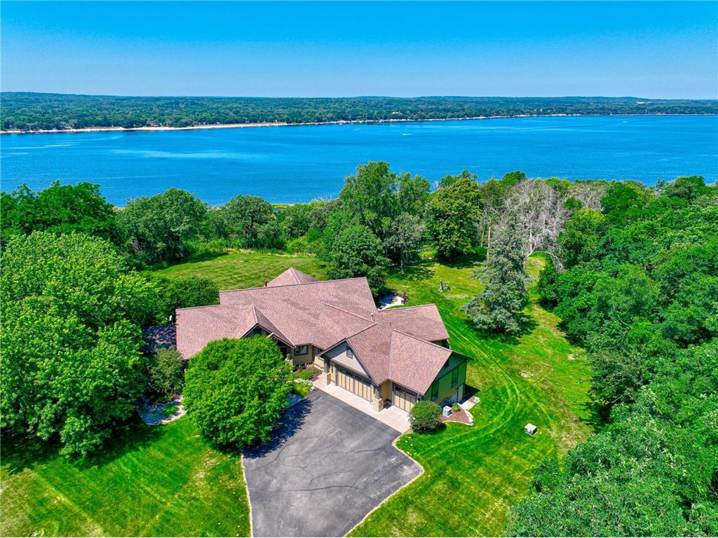 Photo of 294 Salishan DRIVE, Hudson, WI 54016 (MLS # 7105948)