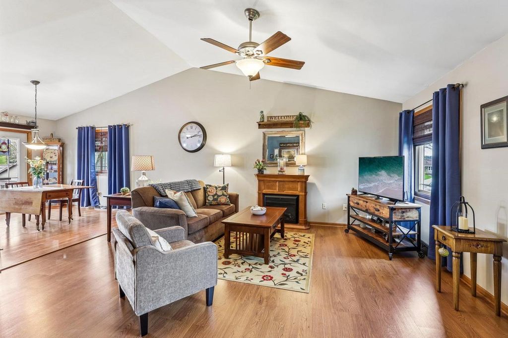 Photo of 428 W Seward STREET, Poynette, WI 53955 (MLS # 2021871)