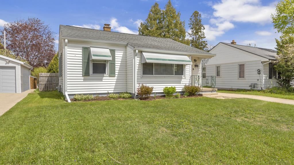 Photo of 649 S Indiana AVENUE, West Bend, WI 53095 (MLS # 50324992)