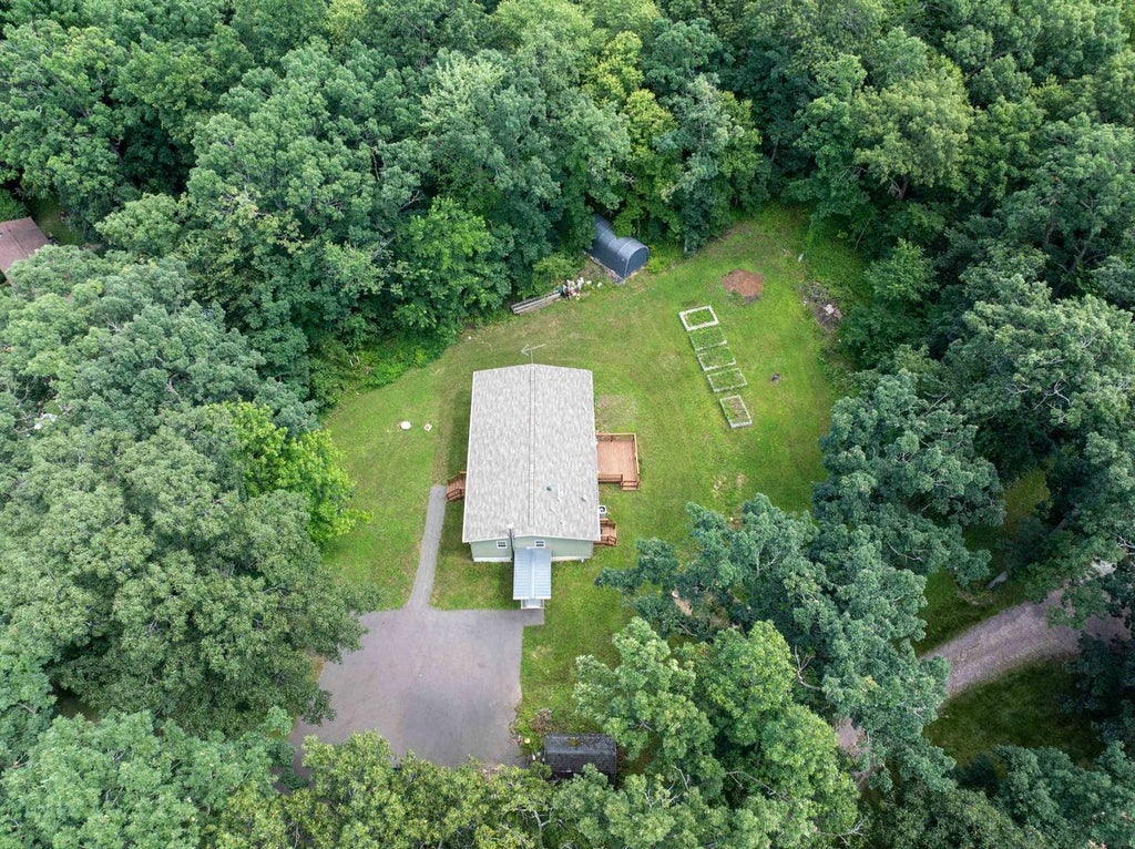 Photo of S3040 E Fox Hill ROAD, Baraboo, WI 53913 (MLS # 2030891)