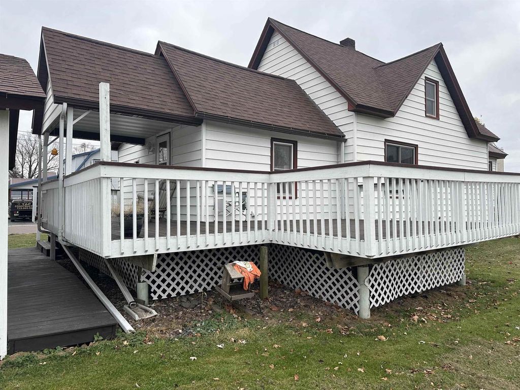 Photo of 407 E 5th STREET, Owen, WI 54460 (MLS # 22505362)