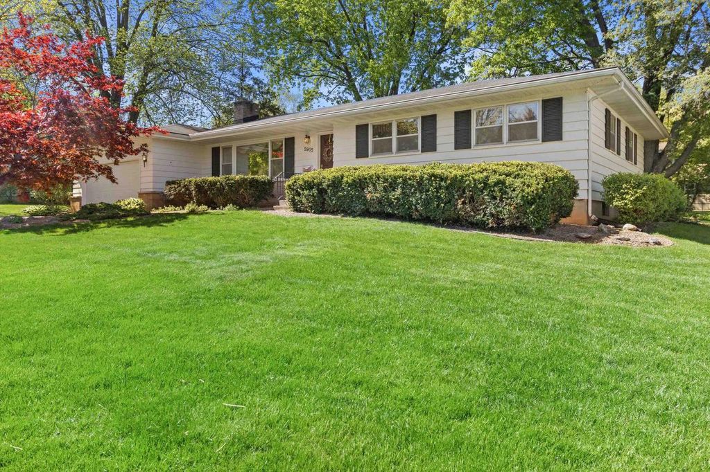Photo of 5905 South Hill DRIVE, Madison, WI 53705 (MLS # 2021720)