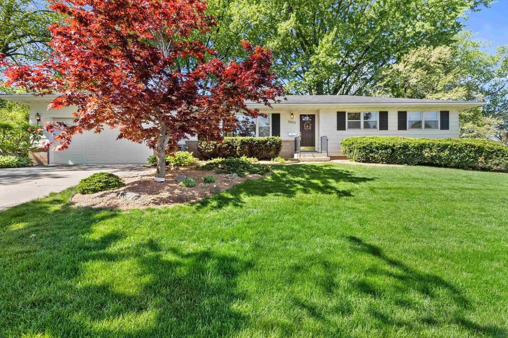 Photo of 5905 South Hill DRIVE, Madison, WI 53705 (MLS # 2021720)