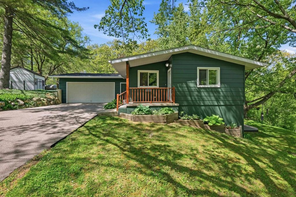 Photo of 1803 Dunnwood WAY, Oregon, WI 53575 (MLS # 2022299)
