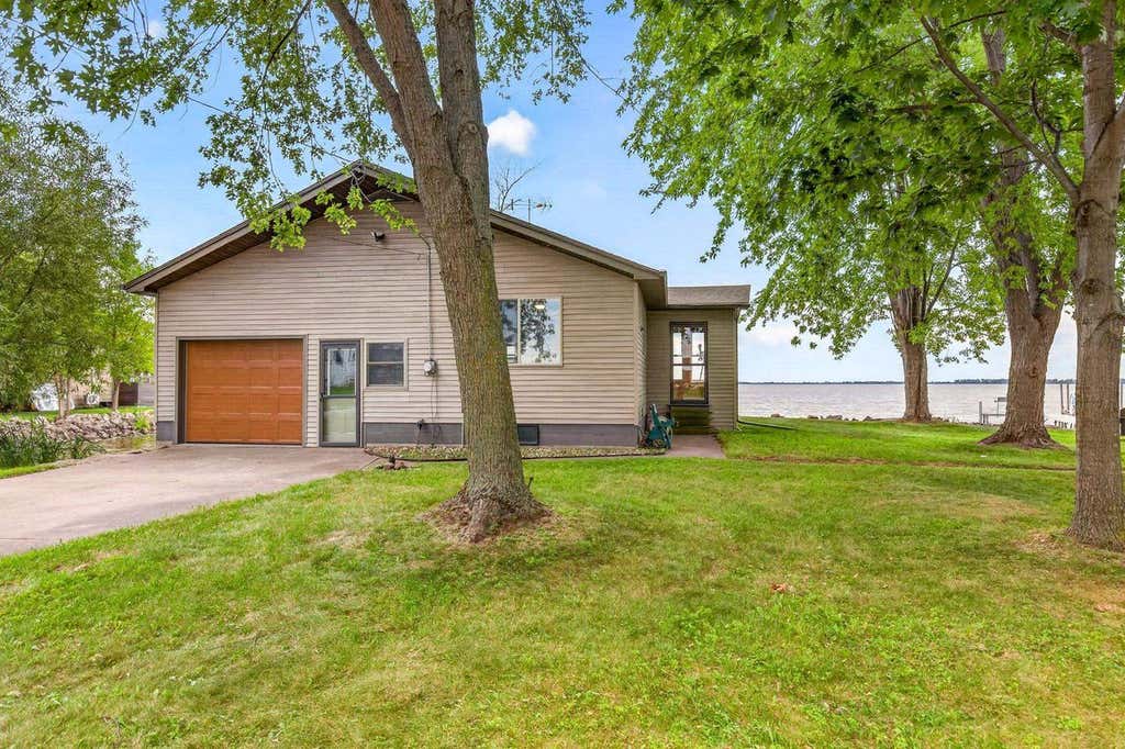 Photo of 7244 County Road H, Fremont, WI 54940 (MLS # 50331452)