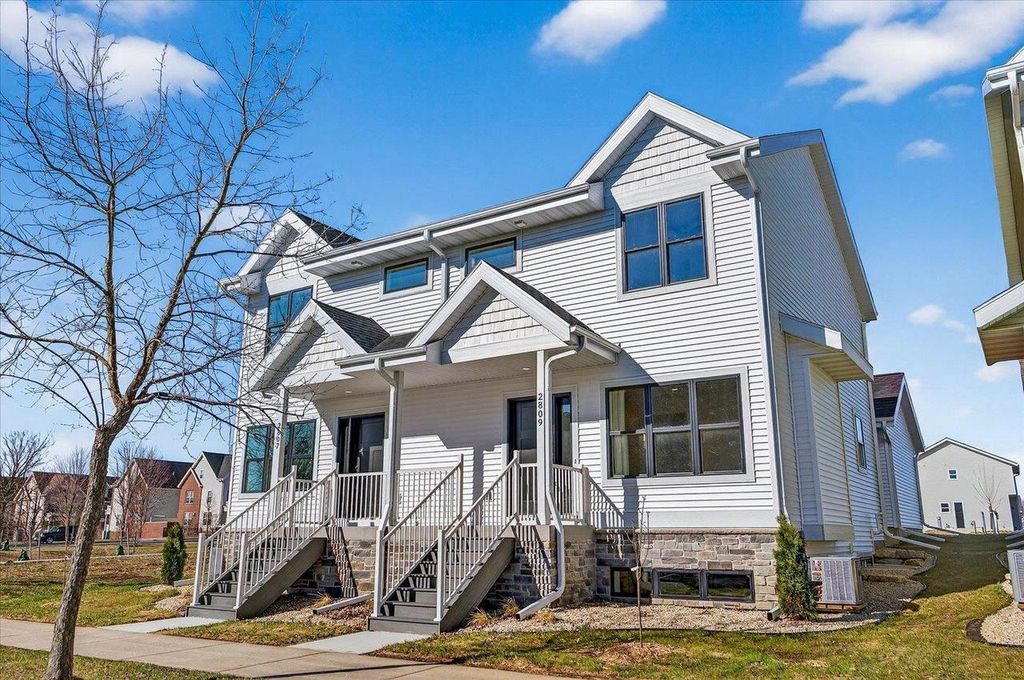 Photo of 2809 Crinkle Root DRIVE, Fitchburg, WI 53711 (MLS # 2018904)