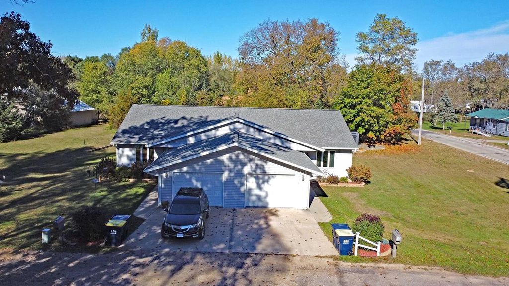 Photo of 702 W 2ND STREET, Necedah, WI 54646 (MLS # 2011465)