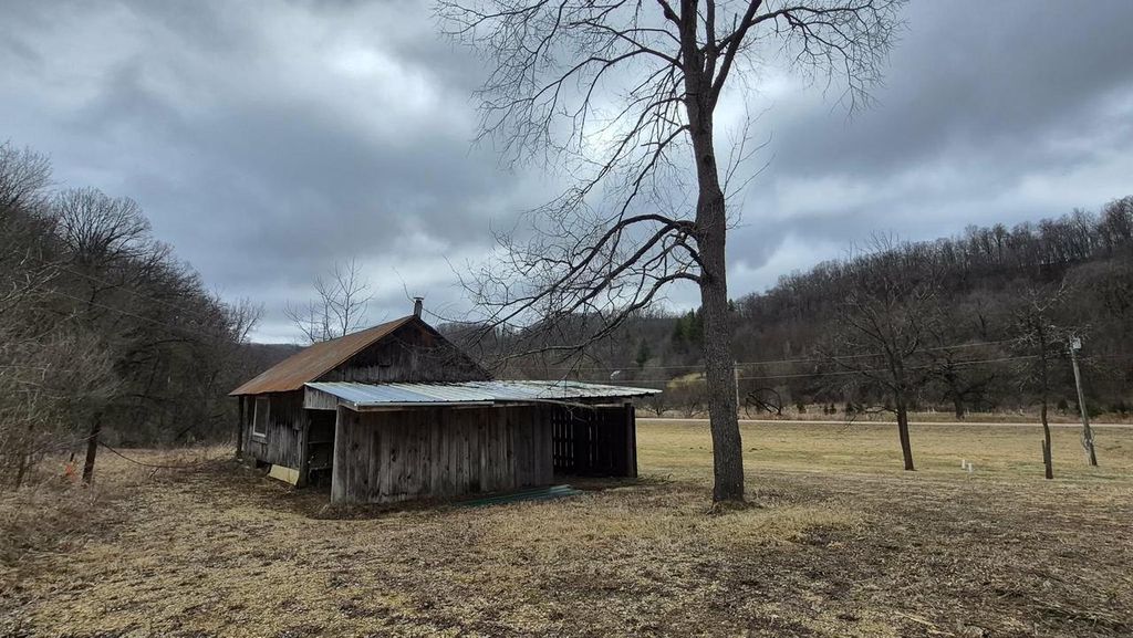 Photo of S7392 US Hwy 14, Readstown, WI 54652 (MLS # 2018289)