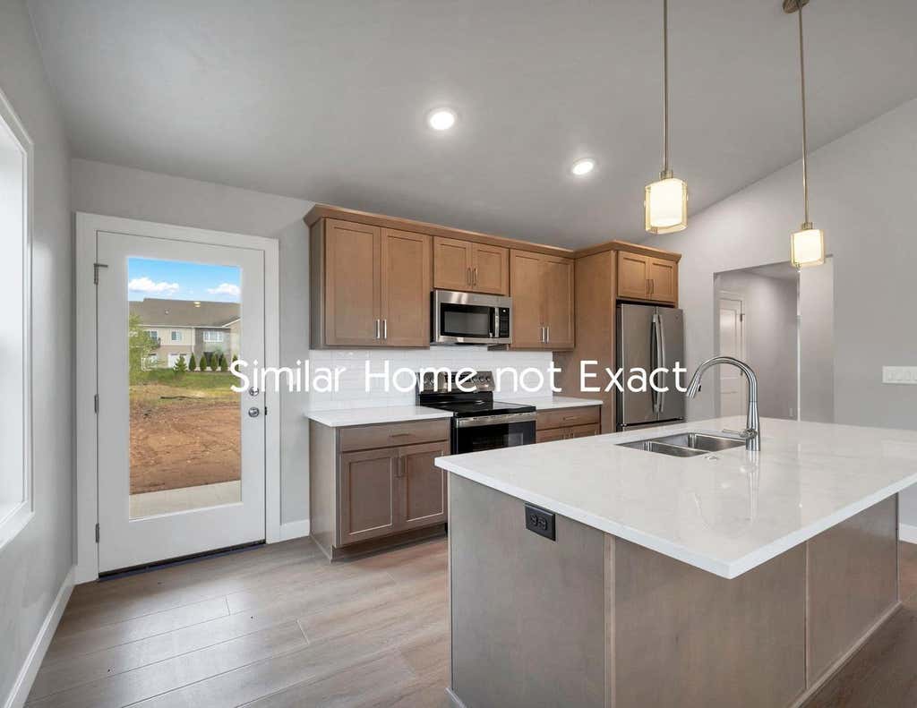 Photo of 1417 Hoffman ROAD, Green Bay, WI 54311 (MLS # 50328685)