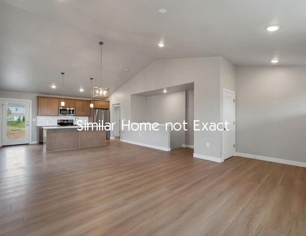 Photo of 1417 Hoffman ROAD, Green Bay, WI 54311 (MLS # 50328685)