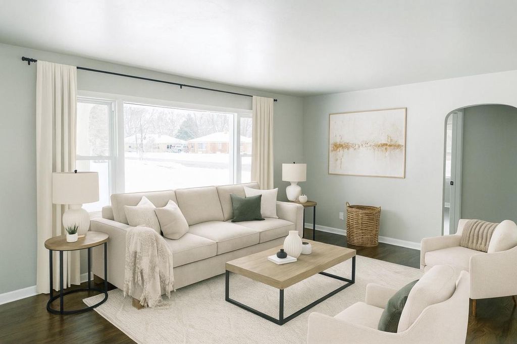 Photo of 703 Thrush STREET, Green Bay, WI 54303 (MLS # 50318845)