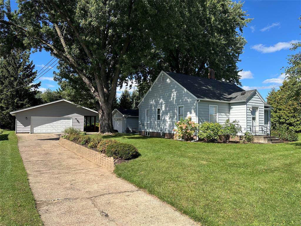 Photo of 2741 Alpine ROAD, Eau Claire, WI 54703 (MLS # 1605146)