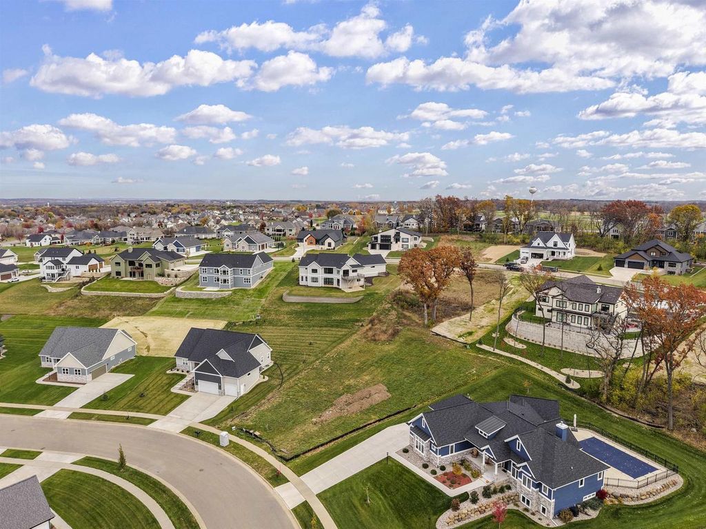 Photo of 655 Cypress WAY, Oregon, WI 53575 (MLS # 2012362)