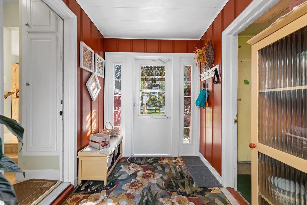 Photo of 2103 East Shore DRIVE, Green Bay, WI 54302 (MLS # 50334765)
