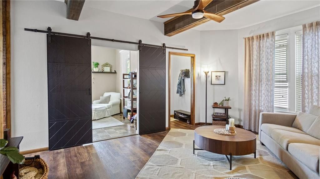 Photo of 1011 E Grand AVENUE, Eau Claire, WI 54701 (MLS # 1596240)