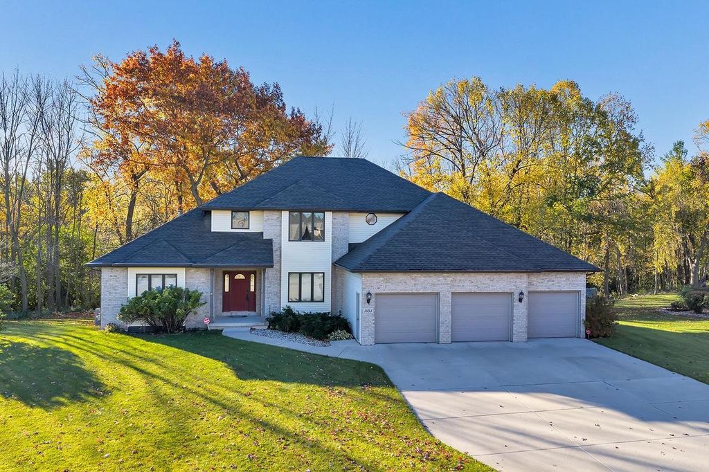 Photo of 1653 Crimson COURT, De Pere, WI 54115 (MLS # 50317343)