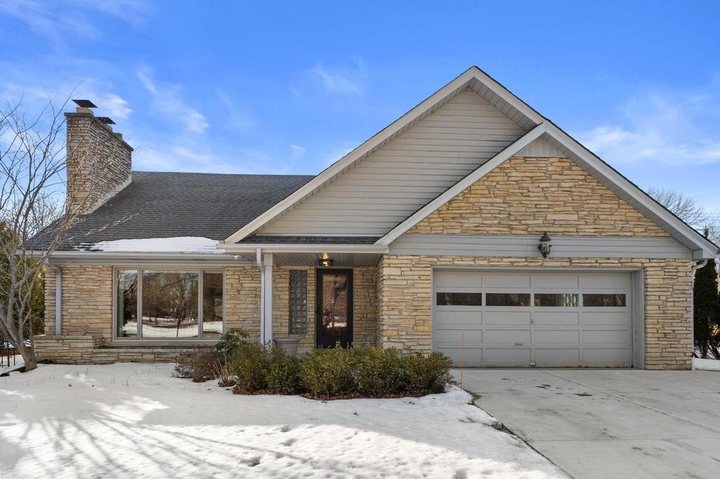 Photo of 8307 N Greenvale ROAD, Fox Point, WI 53217 (MLS # 1950684)