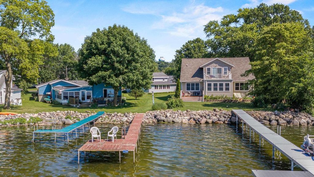 Photo of 5904 Lake Edge ROAD, Mcfarland, WI 53558 (MLS # 2025060)