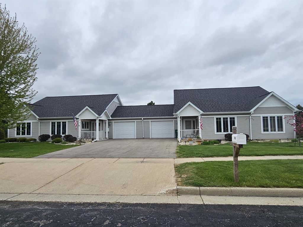Photo of 251/255 Goehl ROAD, Waterloo, WI 53594 (MLS # 2022331)