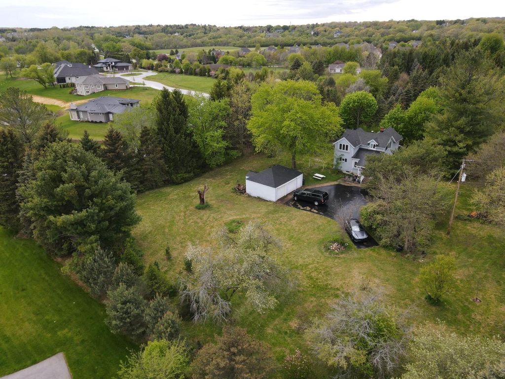 Photo of W303S1752 Brandybrook ROAD, Waukesha, WI 53188 (MLS # 1962286)