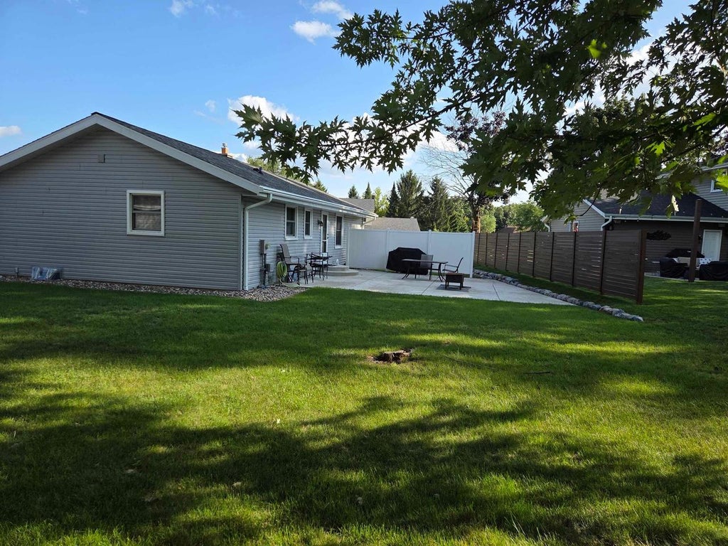 Photo of 1544 Riverdale DRIVE, Oconomowoc, WI 53066 (MLS # 2031542)