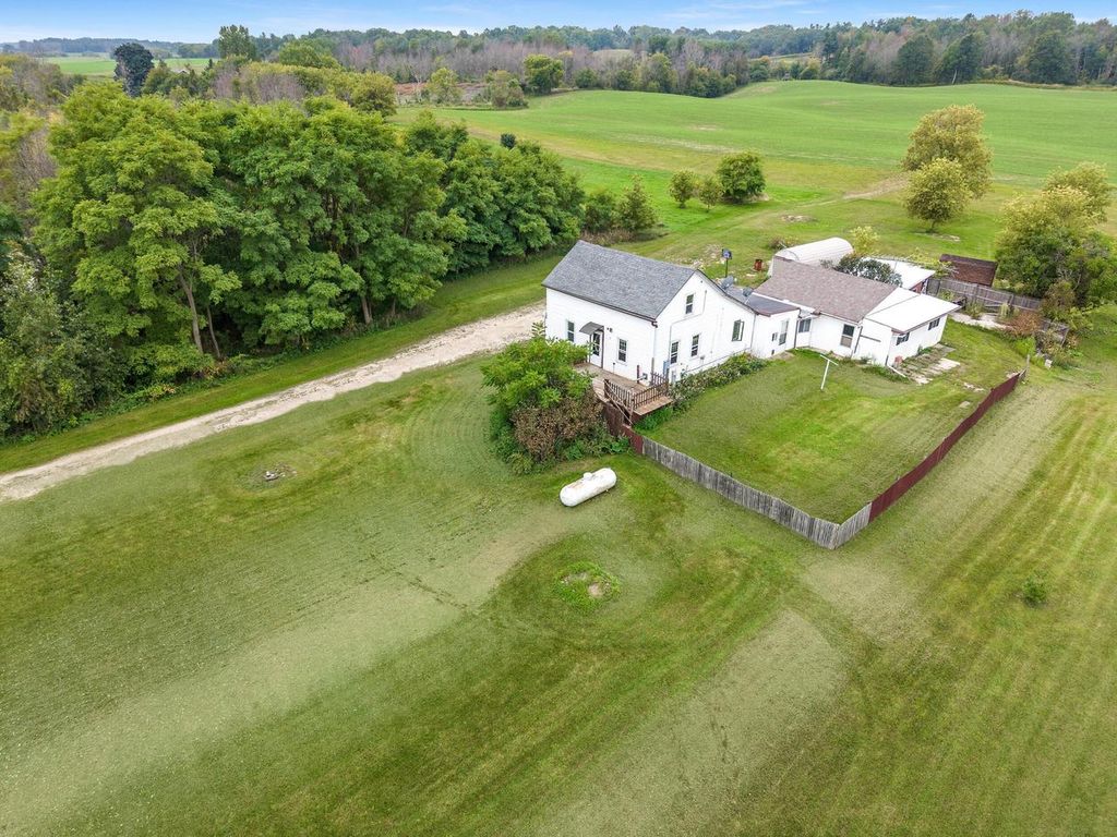 Photo of 1922 Madson ROAD, Manitowoc, WI 54220 (MLS # 1934996)