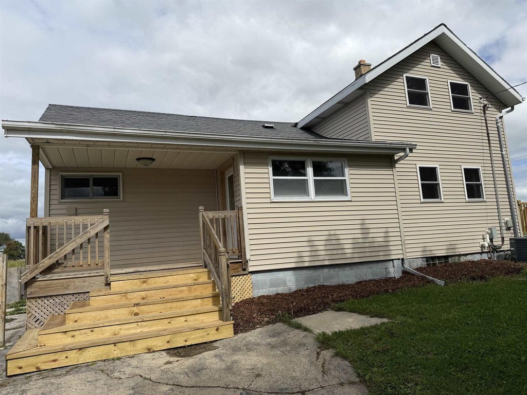 Photo of N3262 State Road 175, Brownsville, WI 53006 (MLS # 50333032)