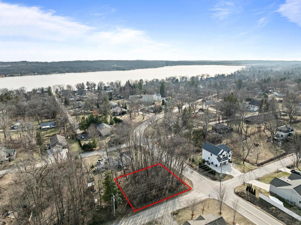 Photo of Lt1 Woodland DRIVE, Lake Geneva, WI 53147 (MLS # 1951799)