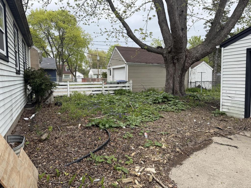 Photo of 5466 N 57th STREET, Milwaukee, WI 53218 (MLS # 1960722)