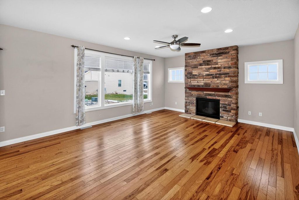 Photo of 21679 S Weather Edge CIRCLE, Lannon, WI 53046 (MLS # 1946496)