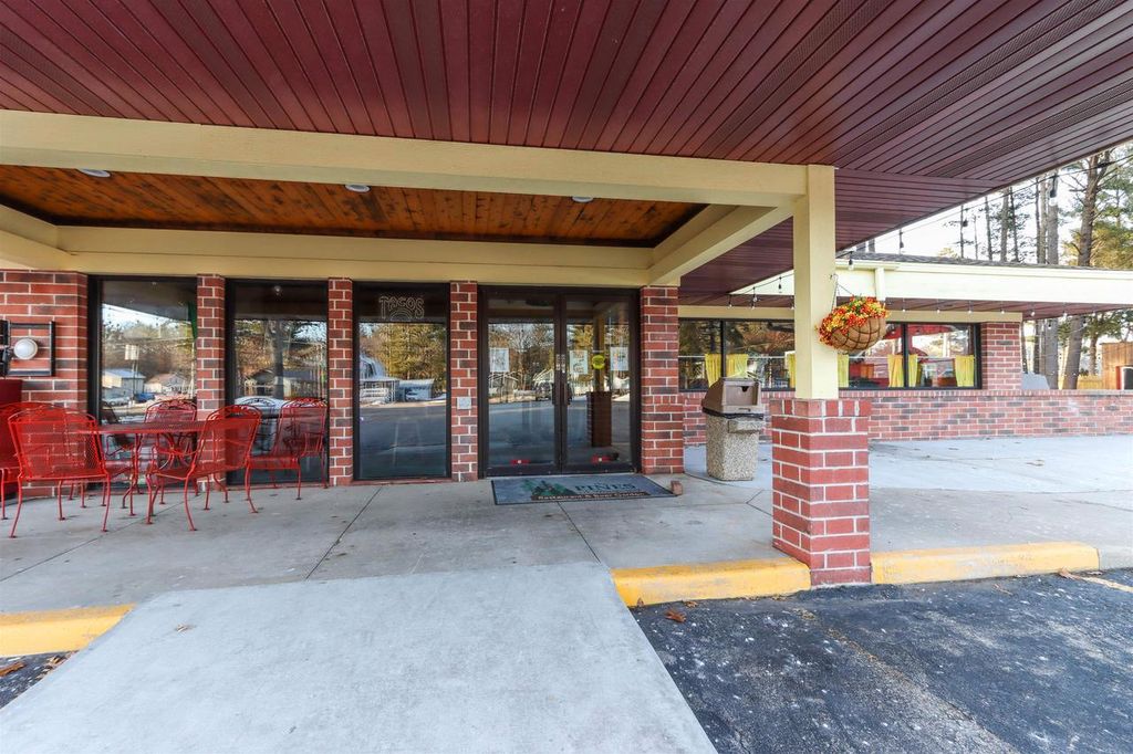 Photo of N2717 County Road Qq, Waupaca, WI 54981 (MLS # 50317219)