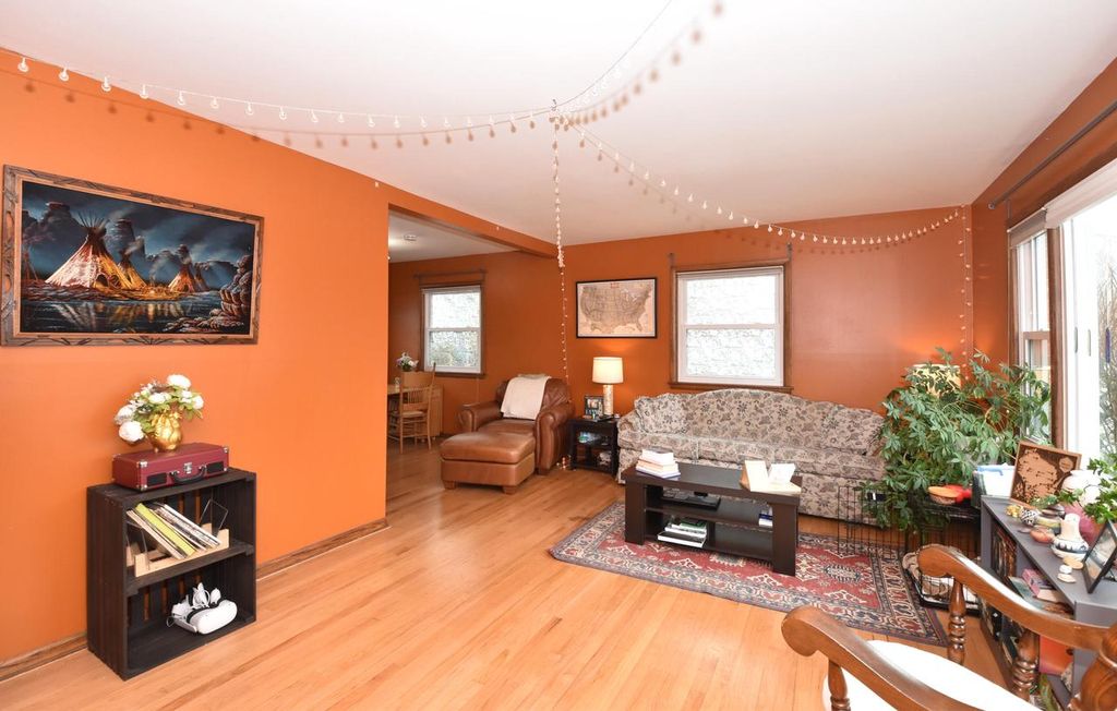 Photo of 7822 8th AVENUE, Kenosha, WI 53143 (MLS # 1953502)