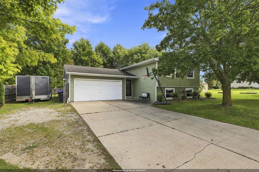 Photo of 510 S Maple STREET, Black Creek, WI 54106 (MLS # 50332684)