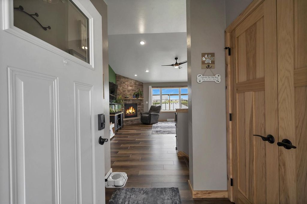 Photo of 1724 Bridge Port CIRCLE, De Pere, WI 54115 (MLS # 50325041)