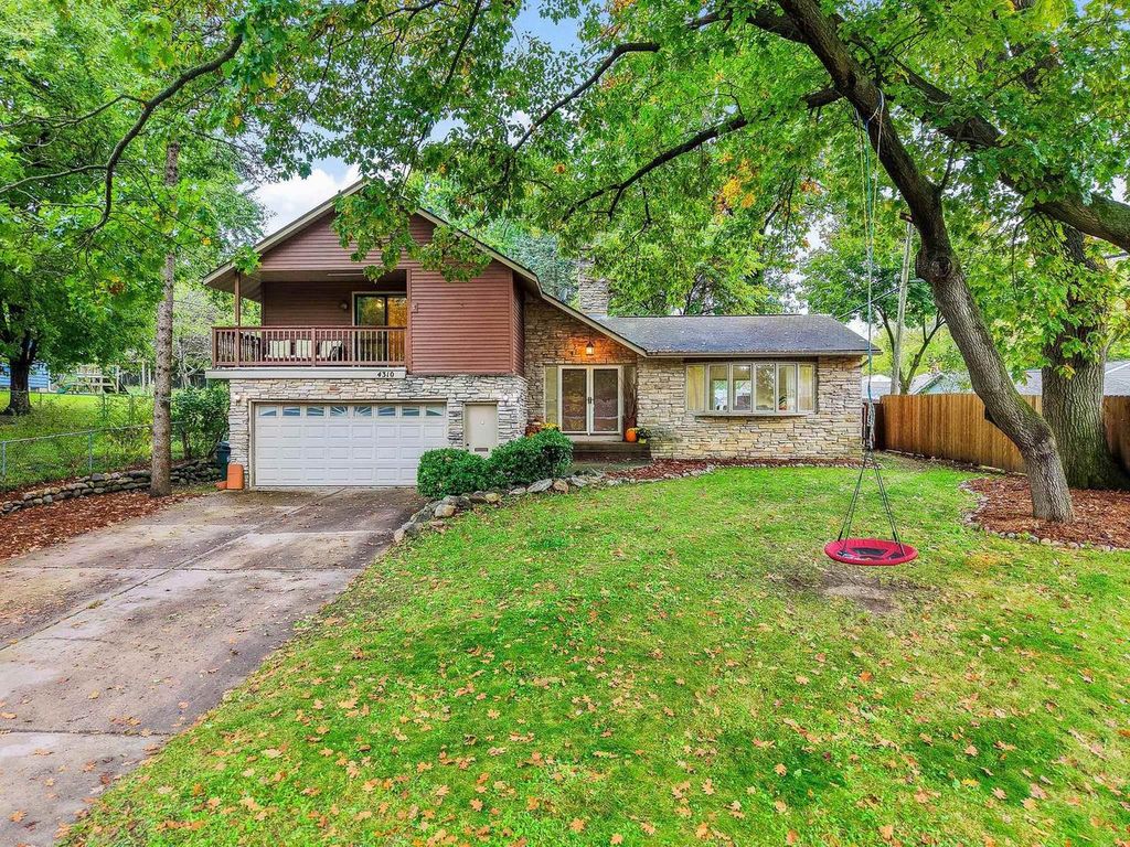 Photo of 4310 Kenwood STREET, Madison, WI 53704 (MLS # 2010215)
