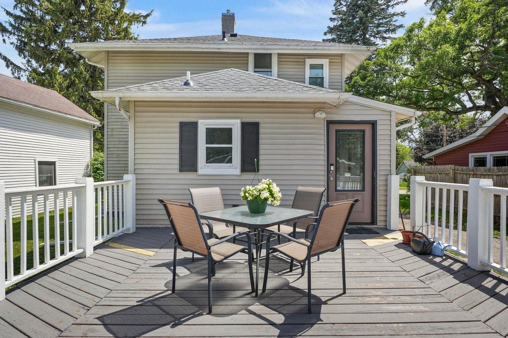 Photo of 135 Johnson STREET, Oregon, WI 53575 (MLS # 2027080)