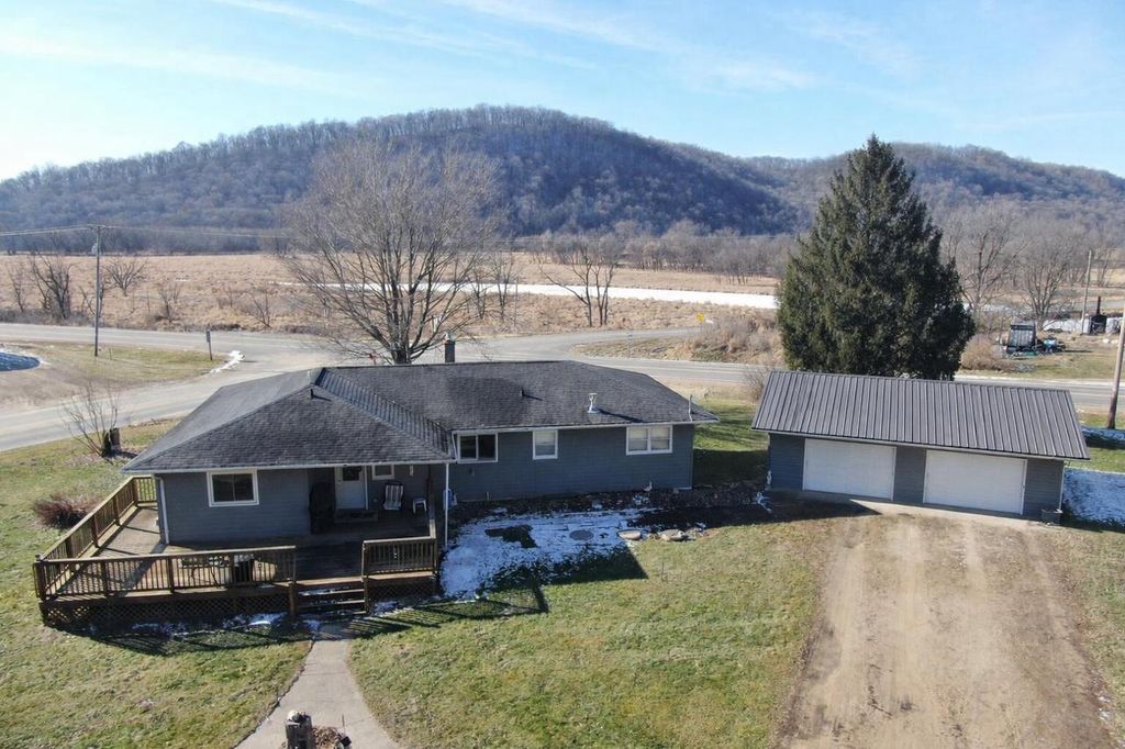 Photo of 48668 County Rd S Rd, Gays Mills, WI 54631 (MLS # 1947230)