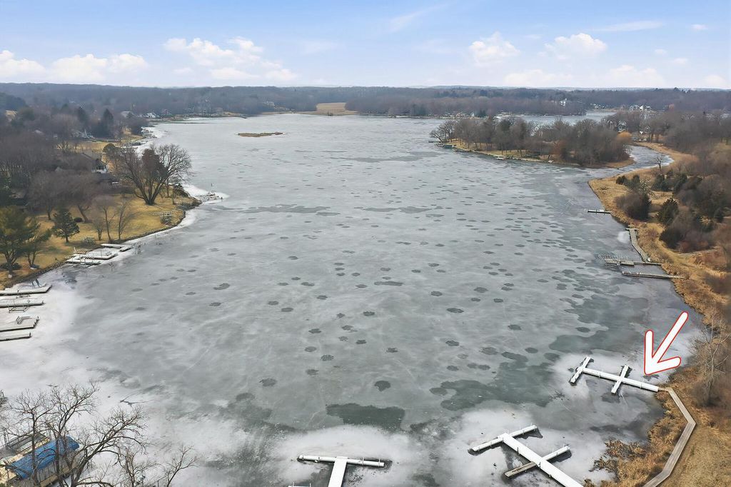 Photo of W5591 Briarwood ROAD, Elkhorn, WI 53121 (MLS # 1953040)