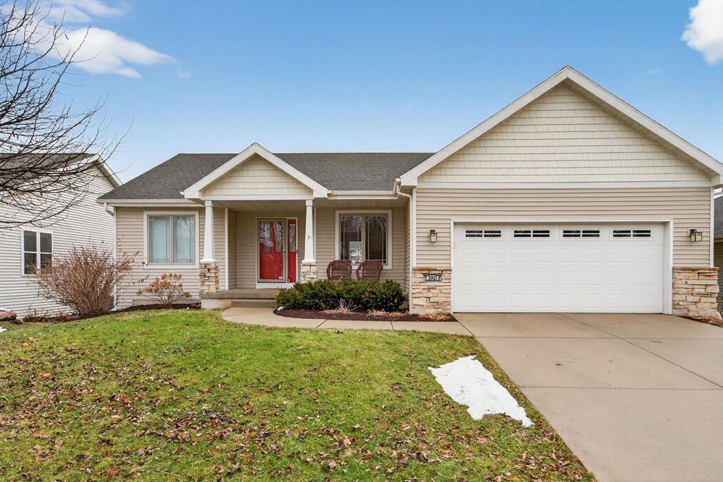 Photo of 3921 Ambleside DRIVE, Madison, WI 53719 (MLS # 2014764)