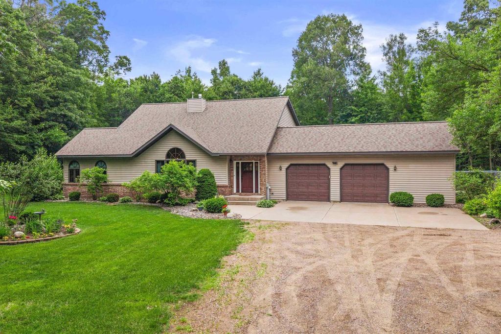 Photo of W5570 Lonn ROAD, Tomahawk, WI 54487 (MLS # 22603011)