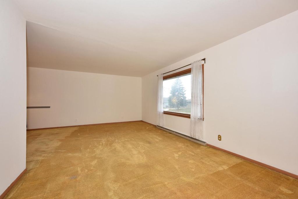 Photo of 8115 W Acacia STREET, Milwaukee, WI 53223 (MLS # 1943817)