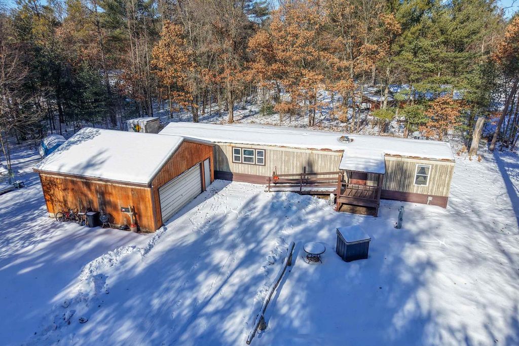 Photo of 3015 Pine LANE, Wisconsin Rapids, WI 54495 (MLS # 22600541)