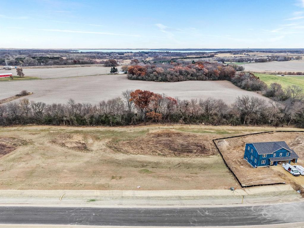 Photo of Lot 4 Hawks View, Edgerton, WI 53534 (MLS # 2018662)