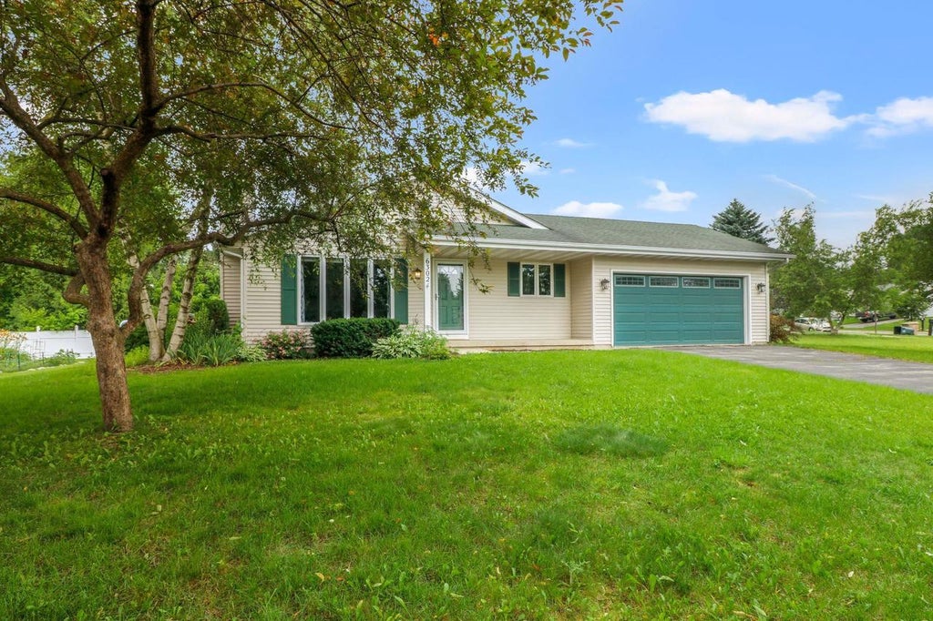 Photo of 6302 Dylyn DRIVE, Madison, WI 53719 (MLS # 2025991)