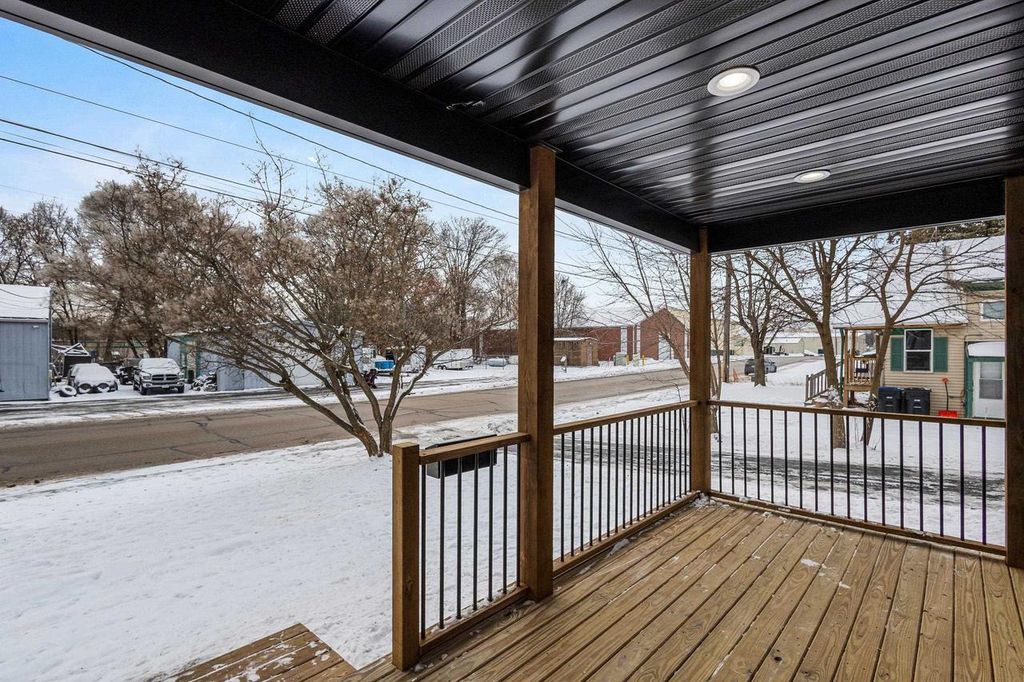 Photo of 317 E Richmond STREET, Shawano, WI 54166 (MLS # 50318999)