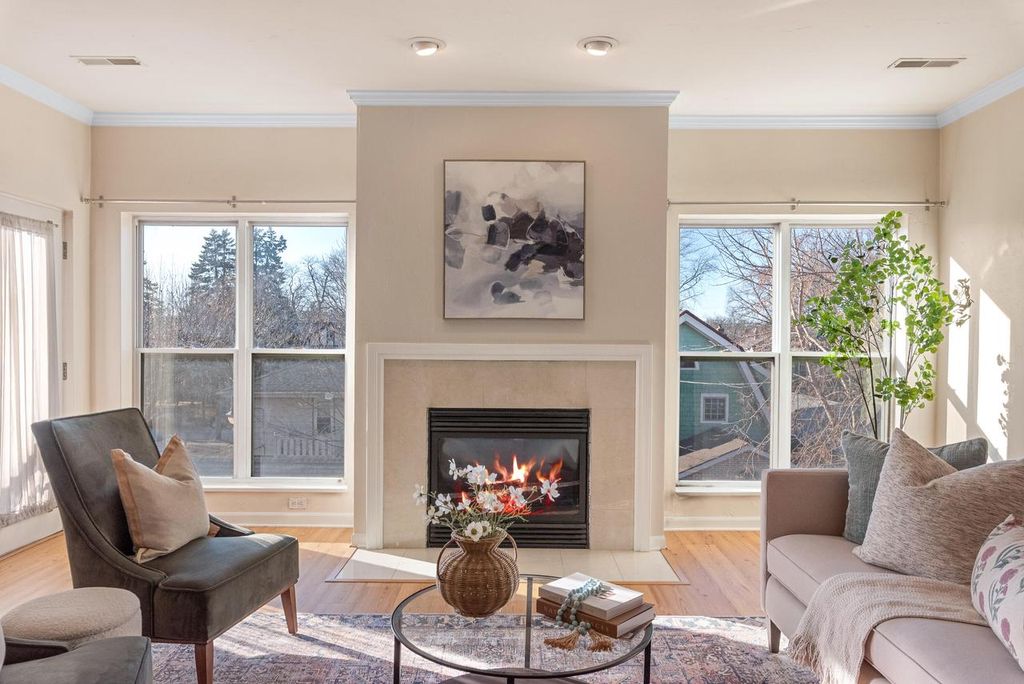 Photo of 1220 E Locust STREET #310, Milwaukee, WI 53212 (MLS # 1947160)